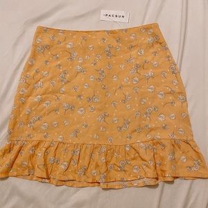 Yellow flower Pacsun skirt NWT